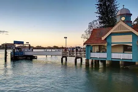 Дом отдыха Pet Friendly Family Home In Brisbane - Relocations And Family Stays - Fast Internet - Parking - Netflix